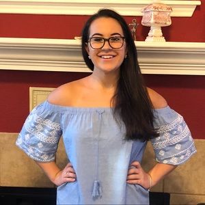 Meet your Posher, Bailey